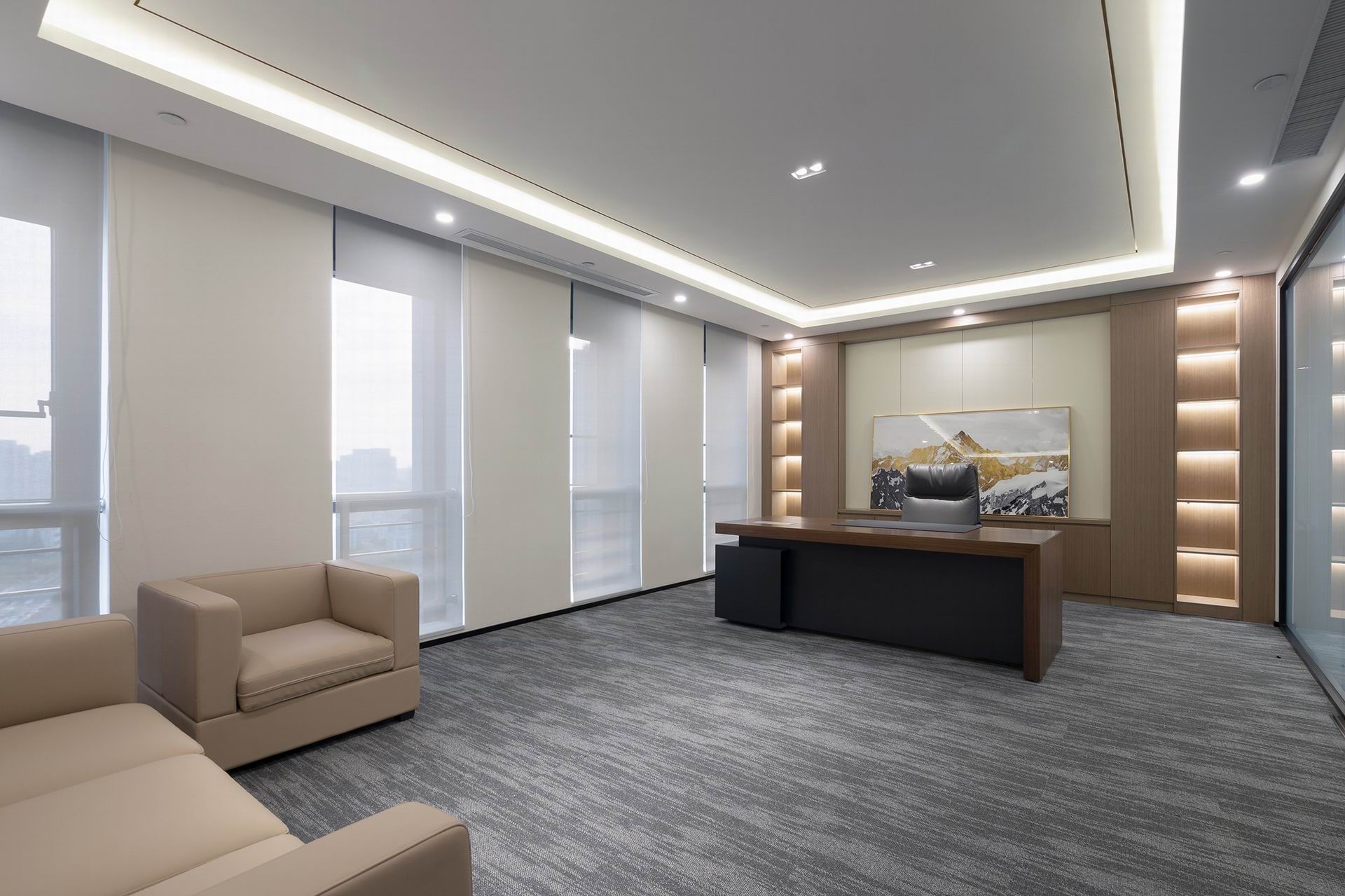 上海医药 - 上海潜马建筑装饰设计工程有限公司